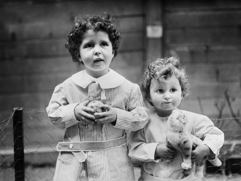 Michel Narvratil y Edmond Navratil - Huérfanos del Titanic: la historia de dos niños que sobrevivieron a un naufragio | Noticias Internacionales