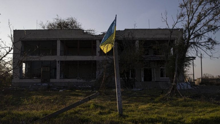 Guerre en Ukraine : Zelensky salue « un jour historique » après la reprise de Kherson - Radio Mandelieu