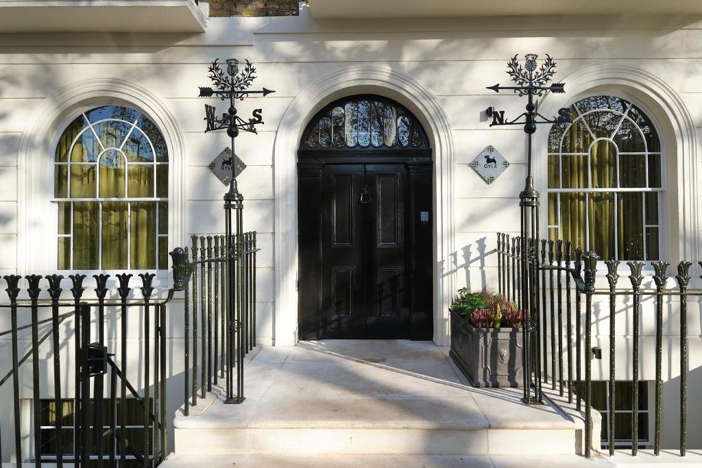 Luxury and Historic Charm at St Pancras Hotel London