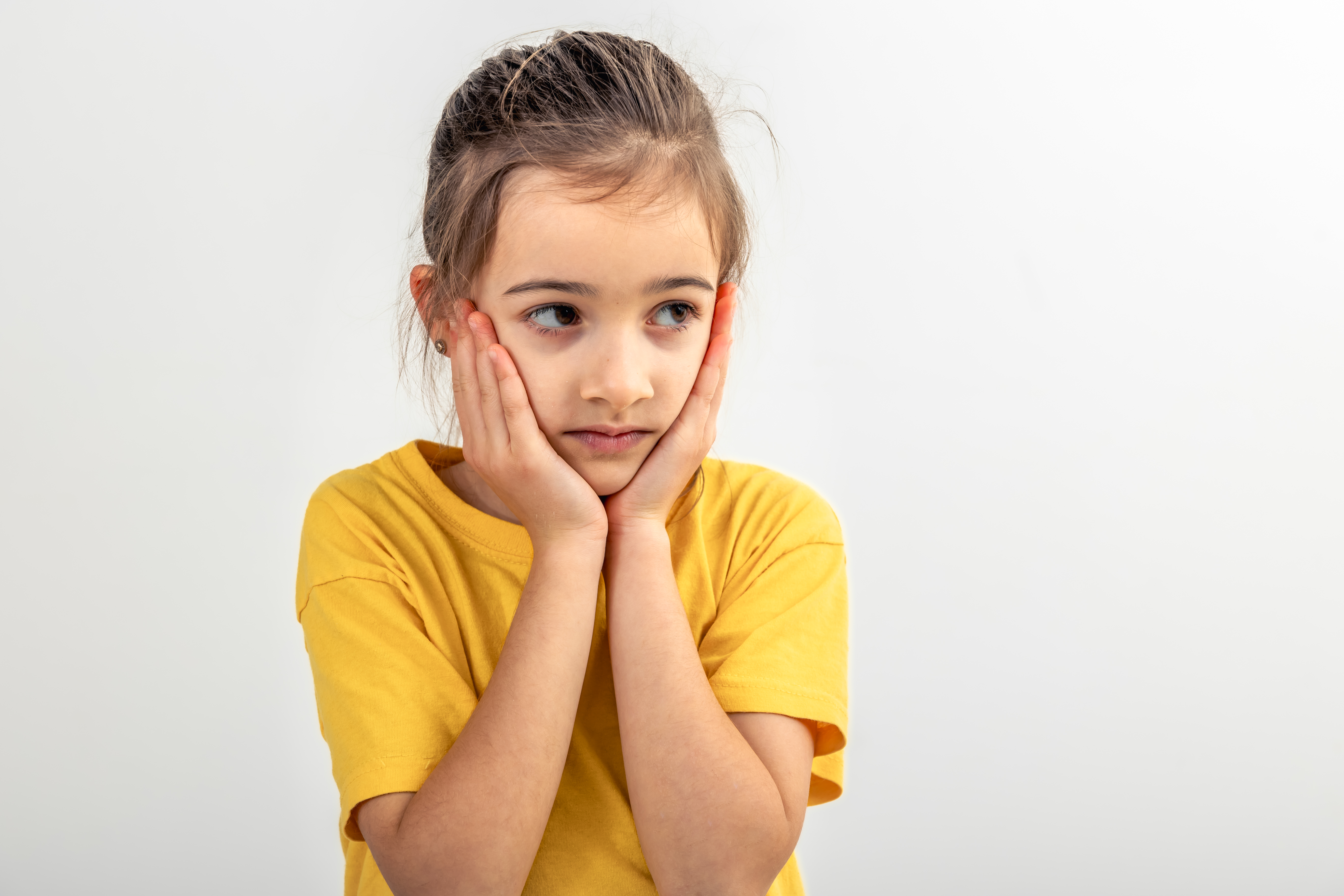 Why are my kids’ teeth yellow in color? – Pediatric Dentist