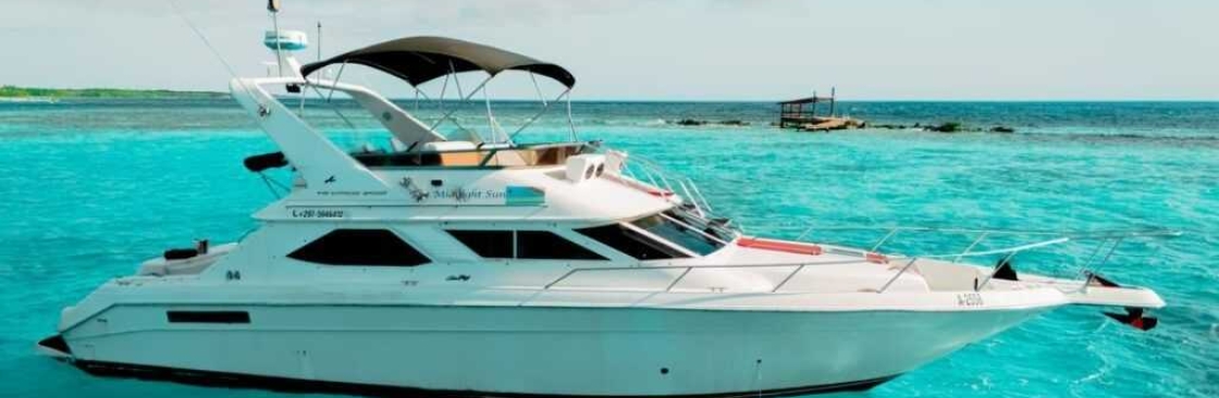 The Midnight Sun Yacht Cover Image
