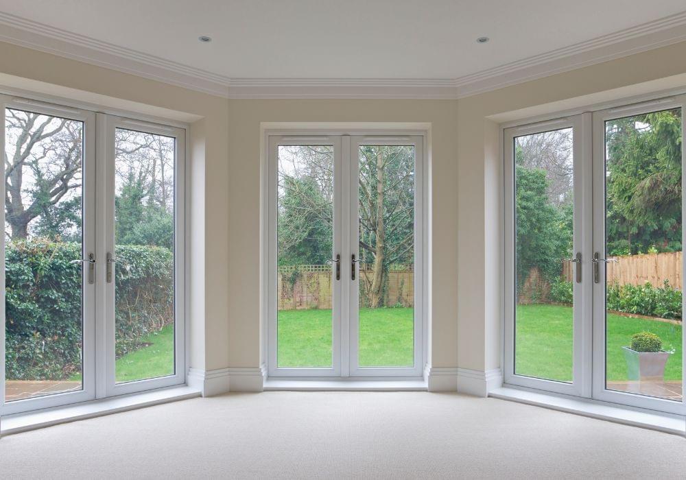 Enhance Your Patio with WizardRetractable Screen Doors ...