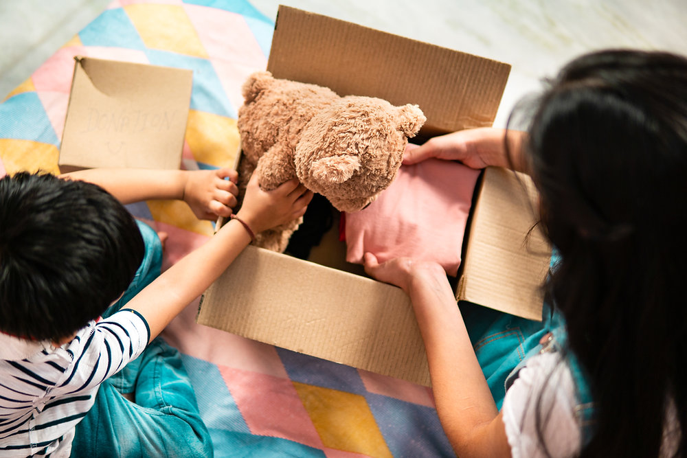 Steps to Declutter and Organize Your Home: How to Use Marie Kondo’s Method to Transform Your Home